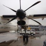 20120301-124938.jpg (久しぶりのプロペラ機)