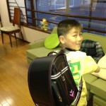 20120326-183338.jpg (ランドセル！)